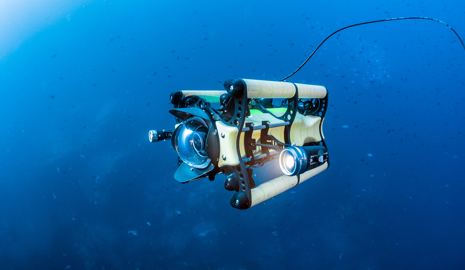 How do underwater robots operate?